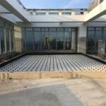 Rubber shock-absorbing brick